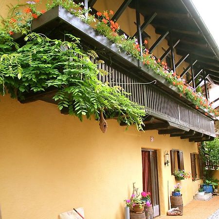 Holiday Home Katric Kamno Exterior photo